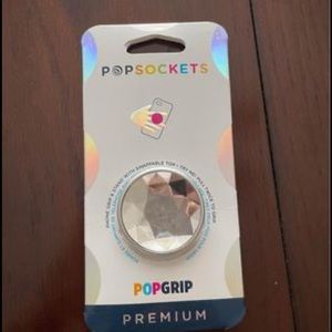 Pop socket
